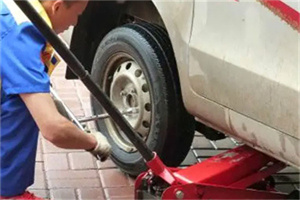 栖霞附近拖车24小时服务热线电话