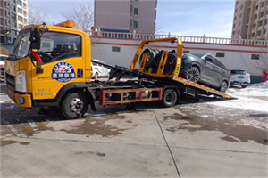 栖霞救援拖车费用怎么算
